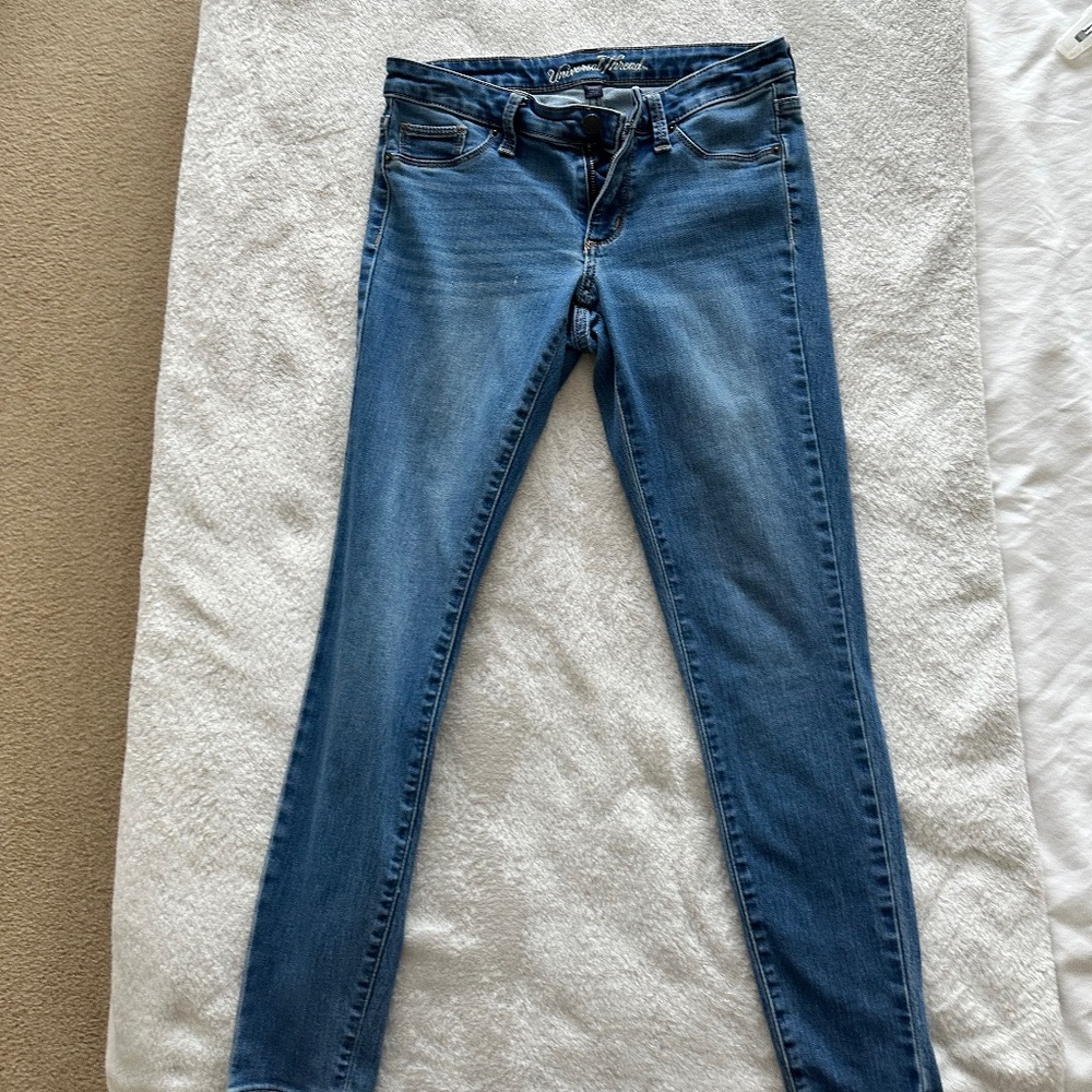 Light wash jeans